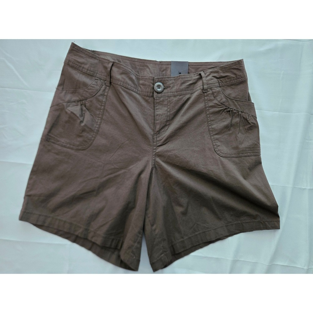 Lane Bryant Brown Shorts Size 14 NWT Cotton Poplin Stretch 7 to 8 inch inseam